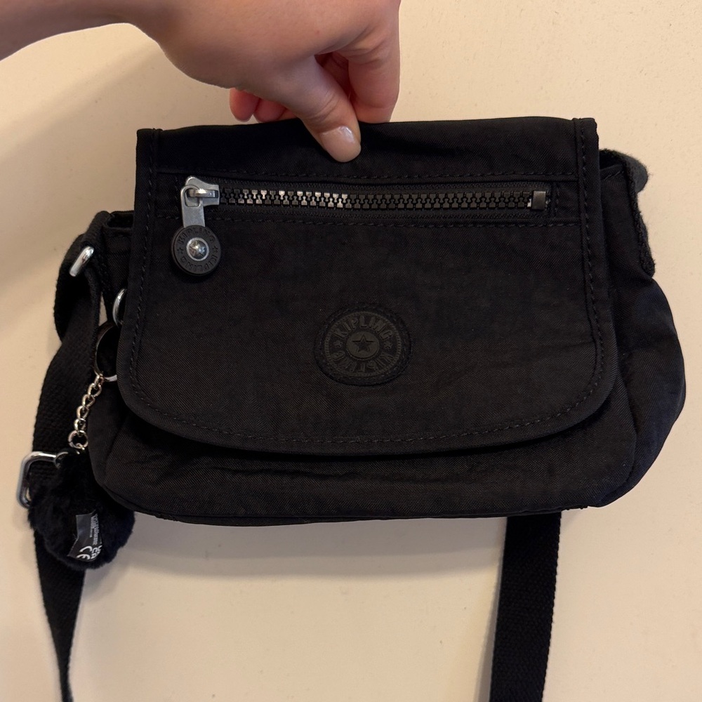 Kipling Black Crossbody Bag with Zipper Detail